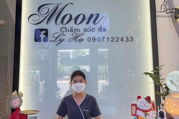 Massage & Spa Moon